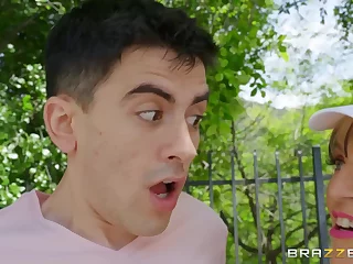 Horny GILF Sally D'Angelo wants big teenager's dick